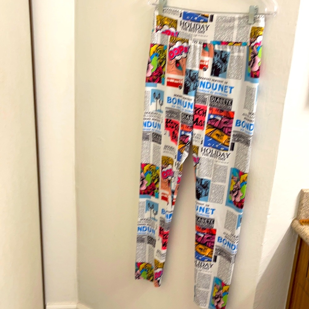 Pants with beautiful colors and pictures